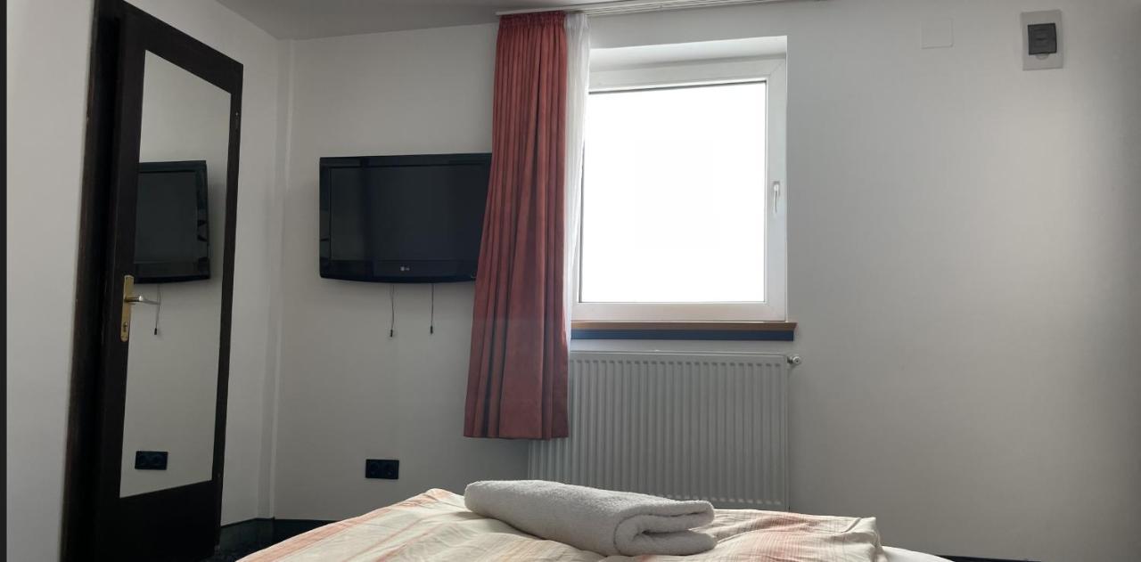 Z House Apartman Nagyszeben Kültér fotó
